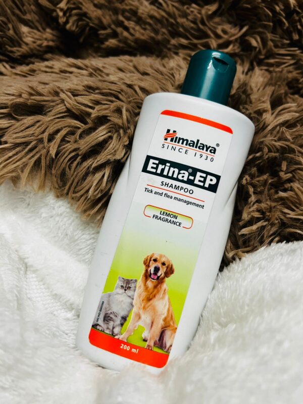 Himalaya Erina EP Shampoo Tick and Flea Control Shampoo 200ml