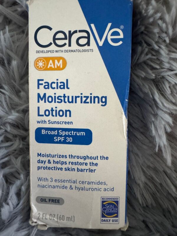 Cerave AM Facial Moisturizing Lotion with Sunscreen SPF30 Oil-Free